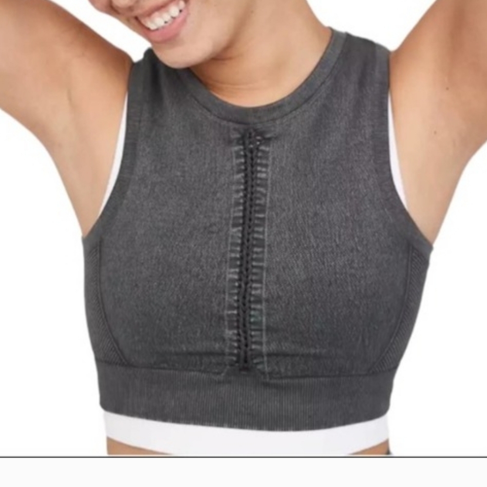 aerie offline Seamless Macrame Longline Sports Bra Medium Gray Shadow Athletic